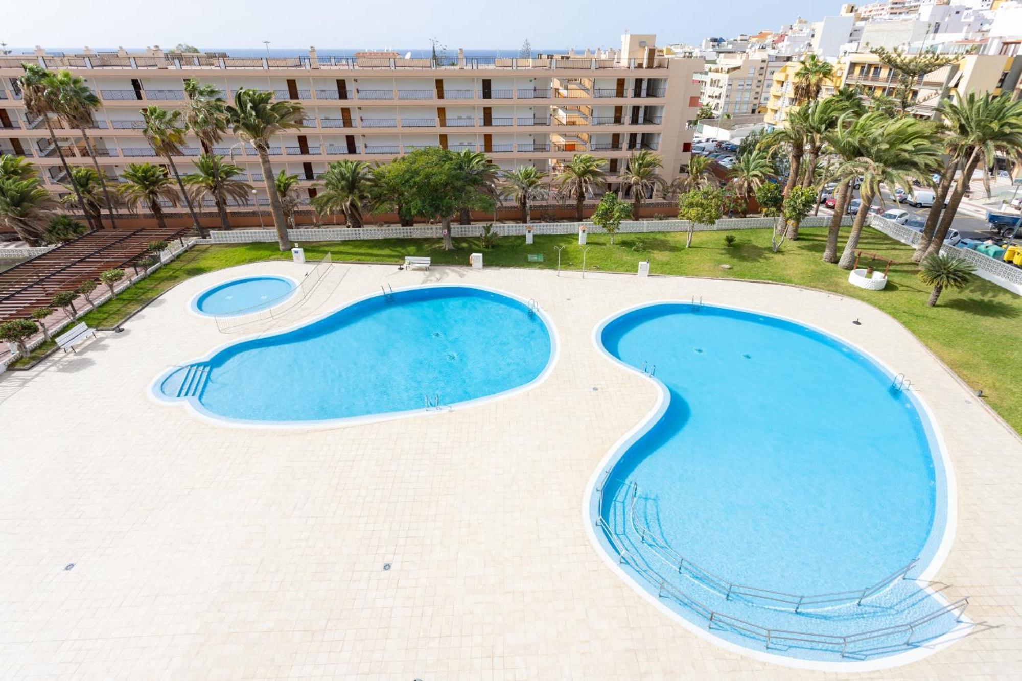 Appartamento Amazing Ocean View & Pool Los Cristianos Achacay Esterno foto